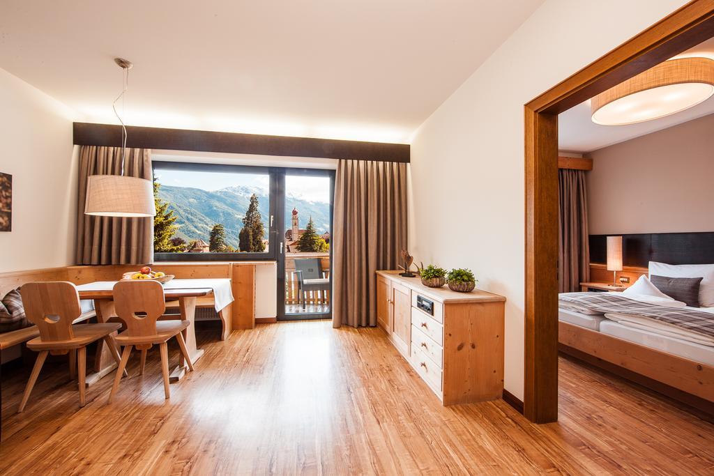Siegi - Aparthotel & Retreat Parcines Dış mekan fotoğraf